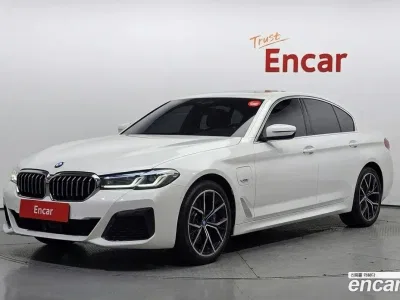 2023 BMW 5-Series 530e M Sport, фото 1, лот 10199865