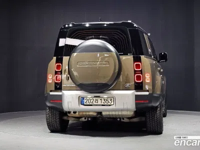 2022 Land Rover Defender 110 D250 SE, фото 4, лот 10112047