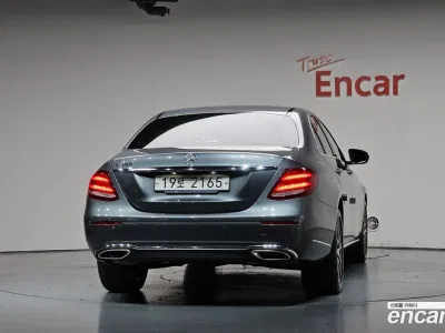 2018 Mercedes-Benz E-Class E300 Exclusive Standard, фото 3, лот 11258338