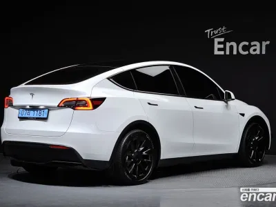 2024 Tesla Model Y RWD, фото 2, лот 10125483