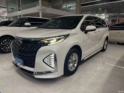 2024 Toyota Granvia 2.5L Hybrid Comfort, фото 1, лот 10383599