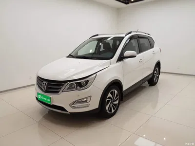 2015 Baojun 560 1.8L Manual Luxury, фото 1, лот 11241942