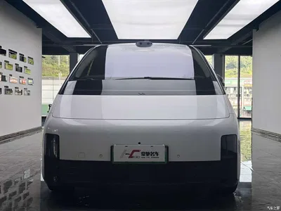 2025 Li Auto MEGA Ultra Smart Renewal Edition, фото 2, лот 10447249