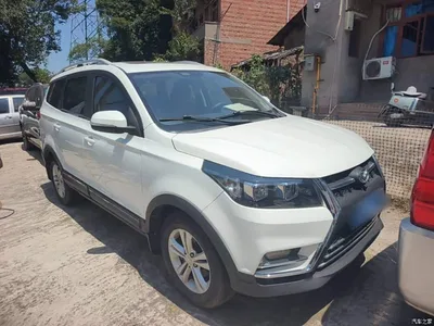 2016 BAIC Huansu S3 S3L 1.5L Manual Premium, фото 4, лот 11163910