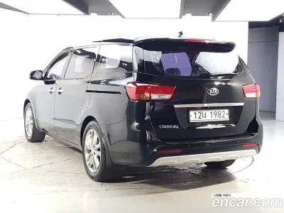 2016 Kia Canival 9-seater Prestige, фото 3, лот 10517233