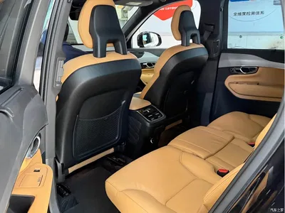 2017 Volvo XC90 T5 Momentum 5-seater, фото 3, лот 10364693