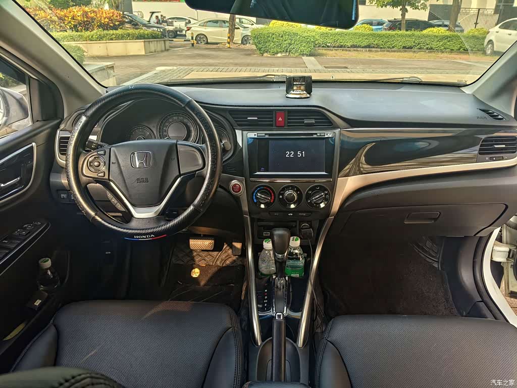 2015 Honda Lingpai 1.8L Automatic Luxury, фото 4, лот 11201917