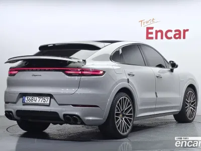 2020 Porsche Cayenne 3.0 E-Hybrid Coupe, фото 2, лот 10170106