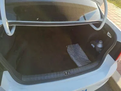 2013 Volkswagen Bora 1.6L Automatic Comfort Model, фото 4, лот 10625963