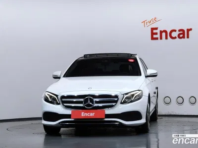 2017 Mercedes-Benz E-Class E300 4MATIC Avnatgarde, фото 3, лот 10781111