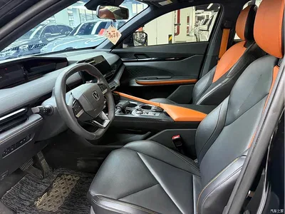 2024 Changan UNI-V 1.5T Deluxe, фото 3, лот 10402052