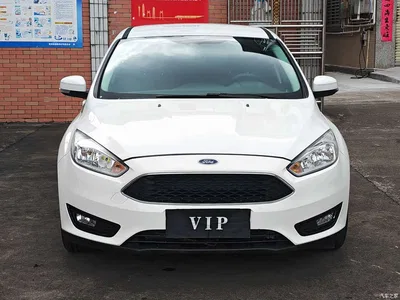 2015 Ford Focus Hatchback 1.6L Automatic Comfort, фото 2, лот 10299474