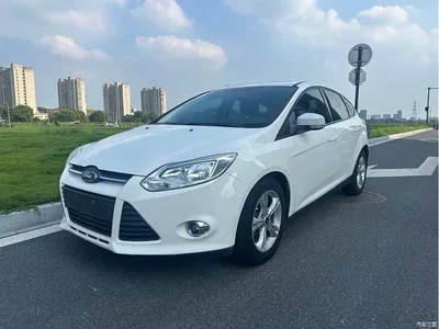 2012 Ford Focus Hatchback 1.6L Automatic Trend, фото 1, лот 10279256