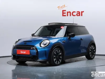 2022 Mini Cooper Classic, фото 1, лот 10106117