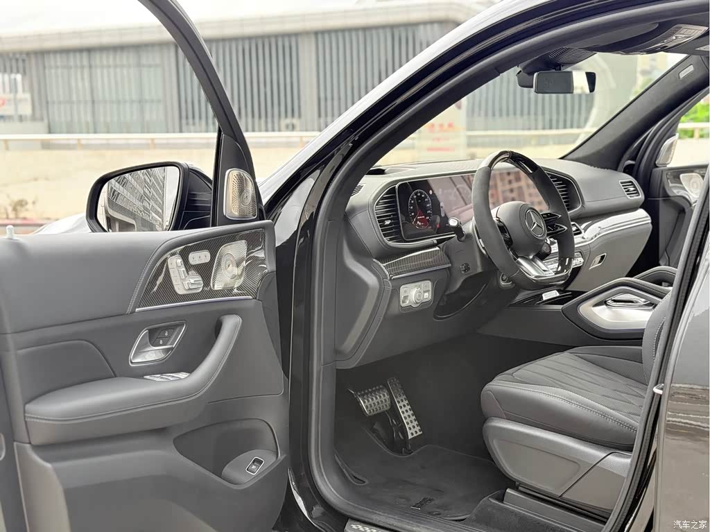 2024 Mercedes-Benz GLS AMG AMG GLS 63 4MATIC+, фото 4, лот 10251185