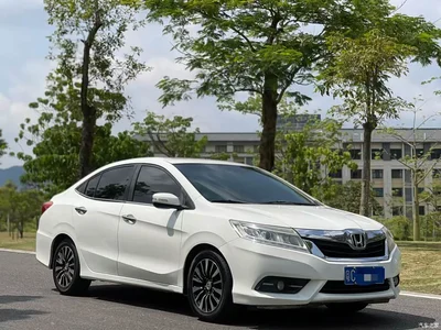 2015 Honda Lingpai 1.8L Automatic Luxury, фото 3, лот 10827485