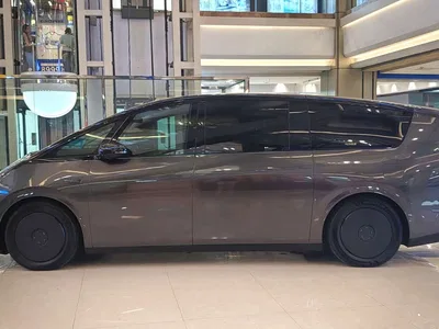 2025 Li Auto MEGA Model Home Family Special Edition, фото 4, лот 10446174