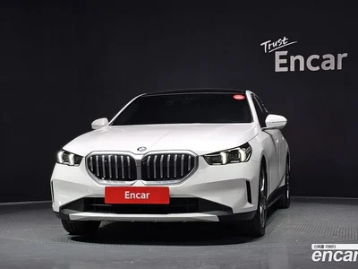 2024 BMW 5-Series 520i, фото 3, лот 10053547