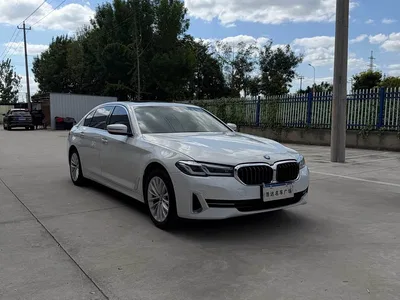 2022 BMW 5 Series 525Li M Sport Package, фото 3, лот 10955196