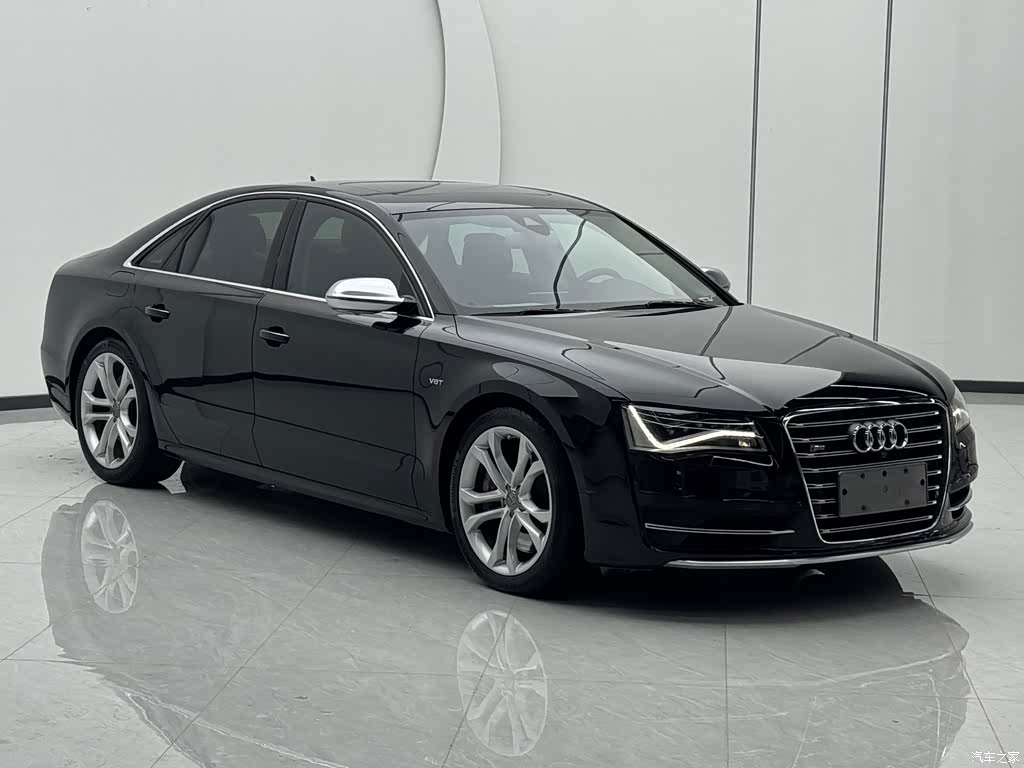 2013 Audi S8 4.0TFSI quattro, фото 3, лот 10423078
