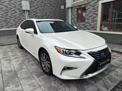 2015 Lexus ES 300h Comfort Edition, фото 3, лот 10313415