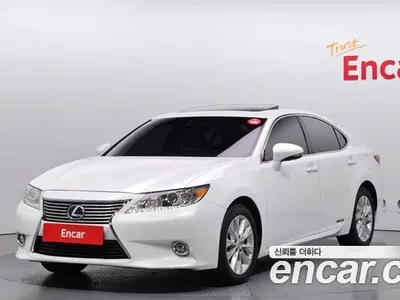 2014 Lexus ES 300h Supreme, фото 1, лот 10033850