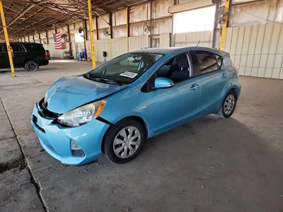 2013 TOYOTA PRIUS C TWO, фото 1, лот 10514390