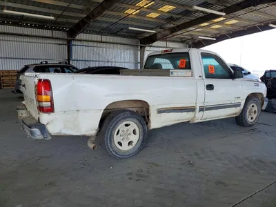 2000 CHEVROLET SILVERADO C1500, фото 3, лот 10976325