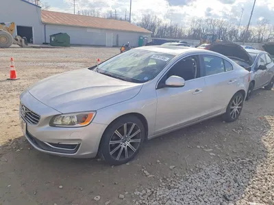 2017 VOLVO S60 PLATINUM, фото 1, лот 10874734