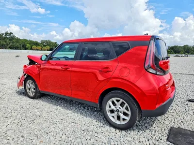 2023 KIA SOUL LX, фото 2, лот 10781526