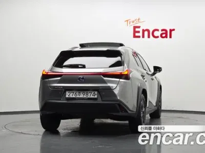 2020 Lexus UX 250h 2.0 2WD, фото 4, лот 10033167