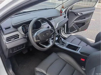 2021 Geely Emgrand UP 1.5L CVT Luxury, фото 4, лот 10308633