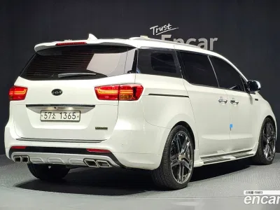 2017 Kia Canival Gasoline 7-seater Limousine, фото 2, лот 10812056