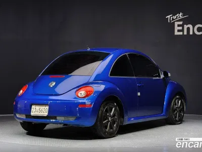 2007 Volkswagen Beatle Deluxe 2.0, фото 2, лот 10195716
