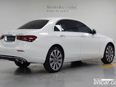 2023 Mercedes-Benz E-Class E300e 4MATIC Exclusive, фото 2, лот 10180737