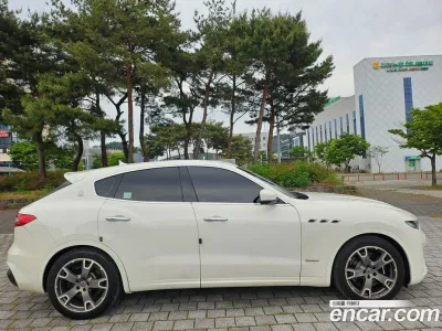 2019 Maserati Levante 3.0 AWD GranSport, фото 4, лот 10116643