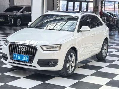 2013 Audi Q3 35 TFSI quattro Luxury, фото 1, лот 10467071