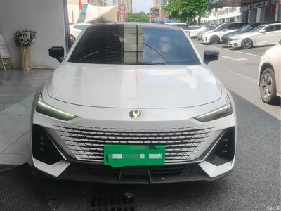 2022 Changan UNI-V 1.5T Premium Model, фото 2, лот 11192148
