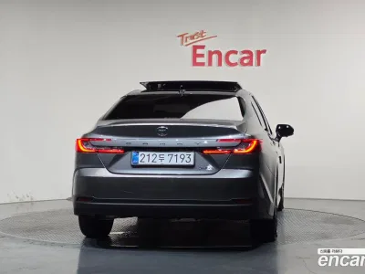 2025 Toyota Camry 2.5 XLE Premium Hybrid, фото 4, лот 10215467