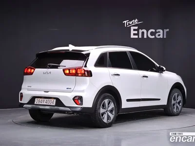 2022 Kia Niro 1.6 HEV, фото 1, лот 10232633