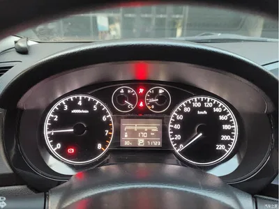 2013 Nissan Tiida 1.6L CVT Cool Edition, фото 4, лот 10770624
