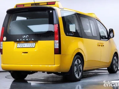 2023 Hyundai Staria 2WD Kinder Safety Car, фото 2, лот 10058169