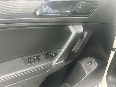 2021 Volkswagen Tiguan L 330TSI Automatic 2WD R-Line Premium, фото 4, лот 10462013