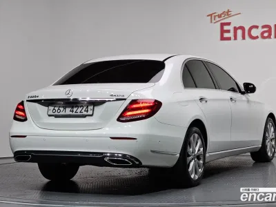 2018 Mercedes-Benz E-Class E220d 4MATIC Exclusive, фото 2, лот 10168000
