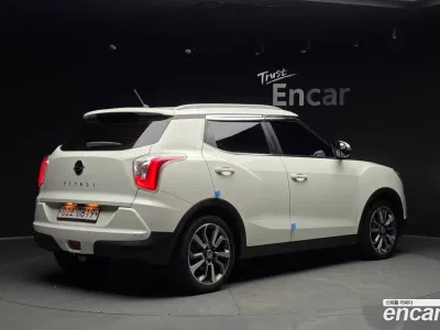2016 Ssang Yong TIBOLI LX 2WD, фото 2, лот 10763408