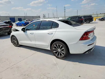 2022 VOLVO S60 B5 MOMENTUM, фото 2, лот 10663631