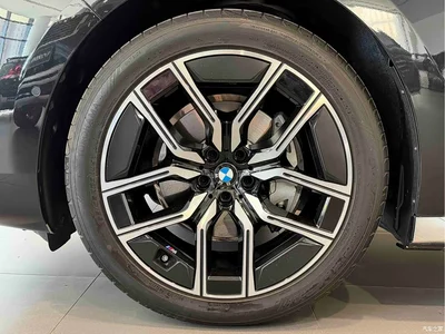 2023 BMW 7 Series Model 735Li M Sport Package, фото 4, лот 10672192