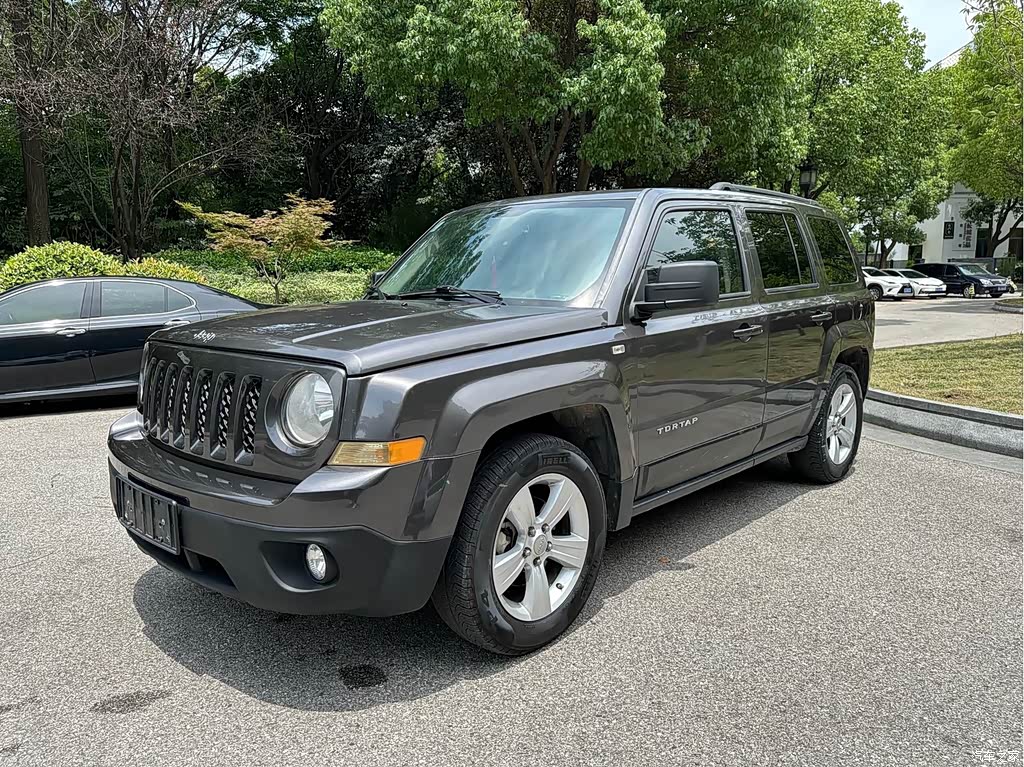 2015 Jeep Patriot 2.0L Sport Edition, фото 1, лот 11218183