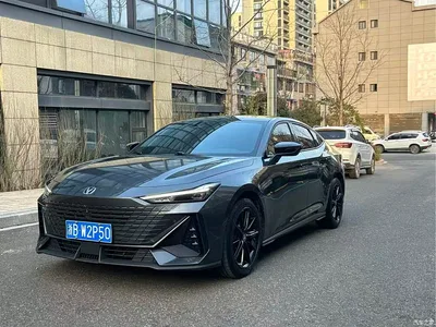 2023 Changan UNI-V 1.5T Luxury Edition, фото 1, лот 10246977