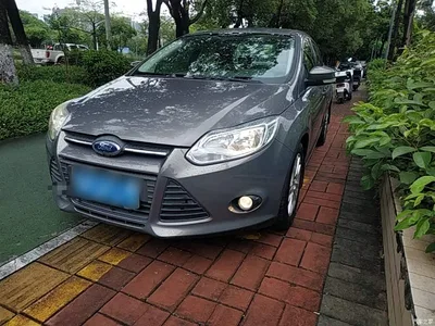 2012 Ford Focus Sedan 1.6L Automatic Comfort, фото 1, лот 10283546
